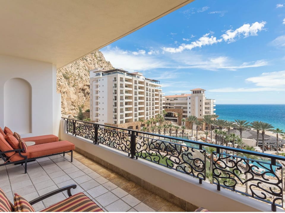 All rooms have Ocean views