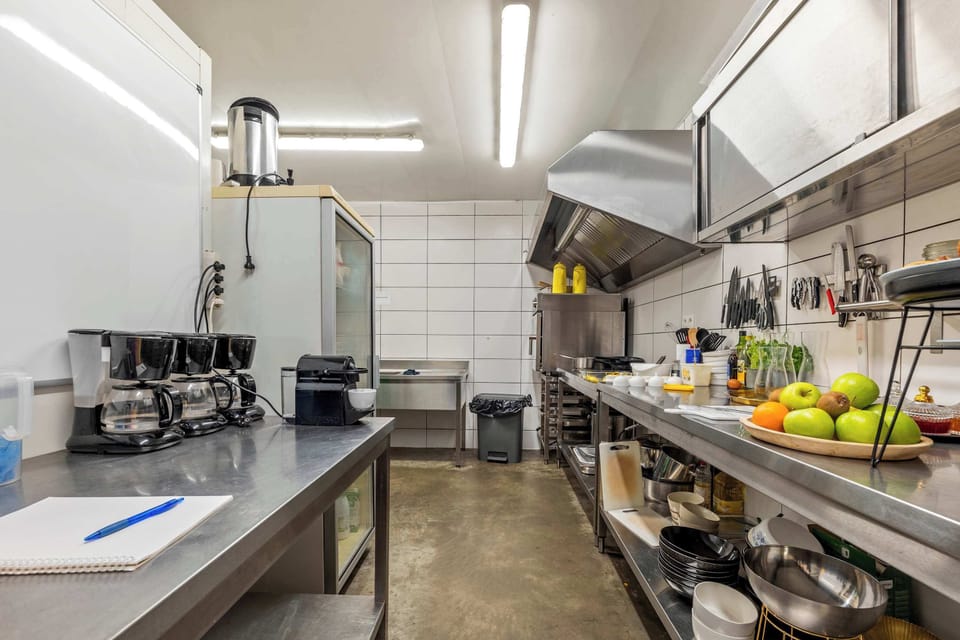 De industriële keuken, voorzien van al het nodige! 