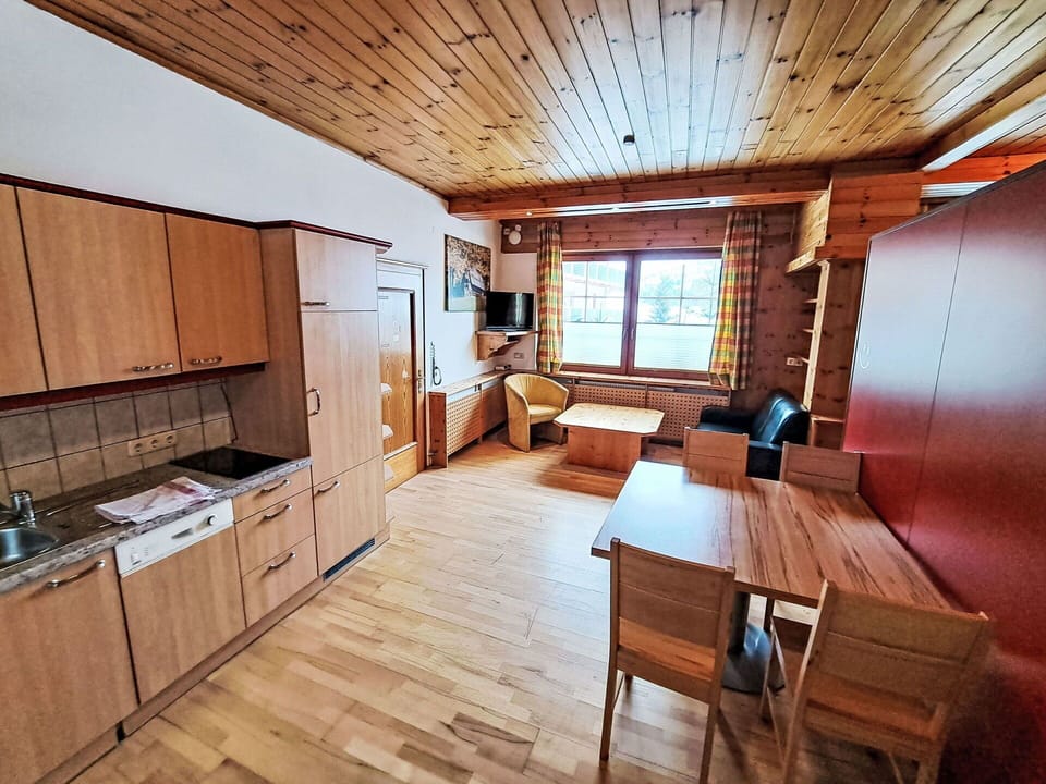 Wood Stain, Log Cabin, Hardwood, Lumber, Plank, Hotel