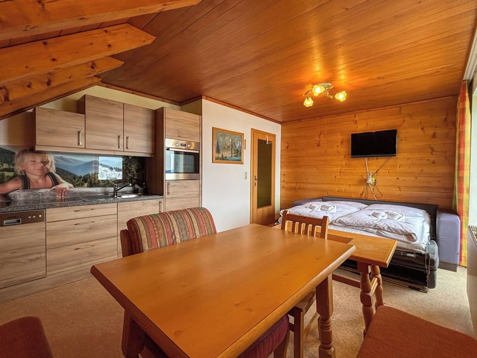 Wood, House, Home, Hardwood, Cottage, Log Cabin, Wood Stain, Living Room, Cabinetry, Hotel