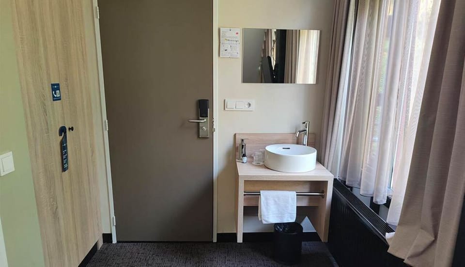 Enjoy a calm evening with window views and in-room TV.