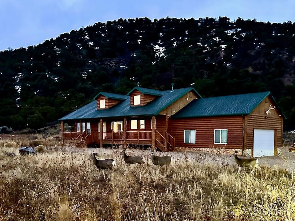 Our picturesque setting isn’t just beautiful; it’s alive with local wildlife. Enjoy stunning views that extend to where the deer roam.