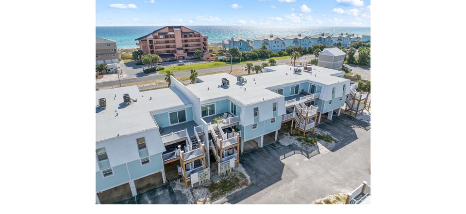 Condo balconies all face the Gulf