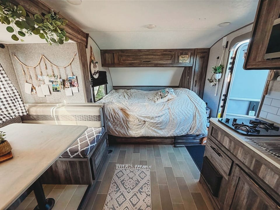 The cozy camper-no cleaning fees Campground/ 
RV Resort in Kissimmee