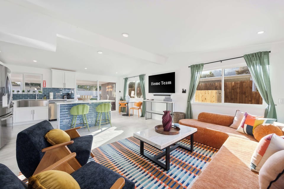 Your personal lounge with zero interruptions. Soft couches, natural light, and zero stress—exactly what you need.