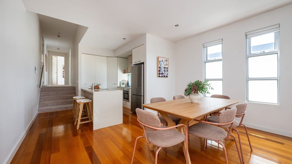 Open plan kitchen and dining area