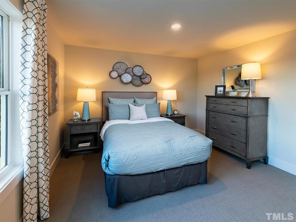 3-Bedroom 2-Story Townhome Retreat House in Fuquay-Varina