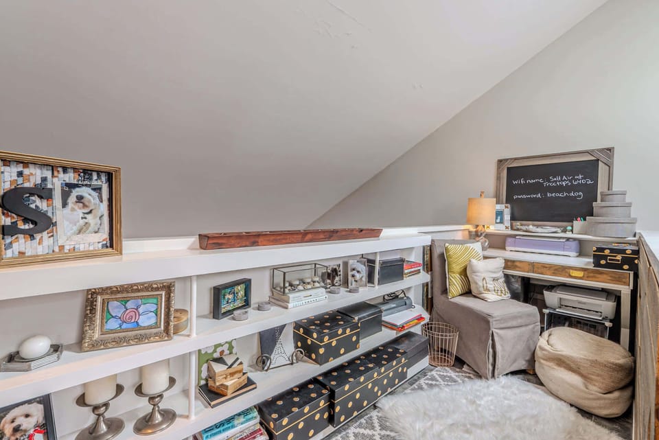 Comfortable space for reading or conversation!