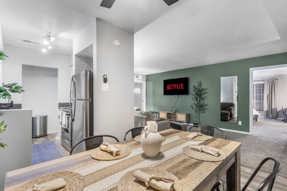 Bright and cozy dining space ideal for meals before heading to AT&T Stadium or enjoying a relaxed dinner after events. Perfect for couples, families, or small groups.