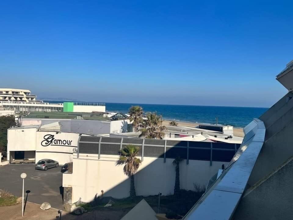 Beach/ocean view