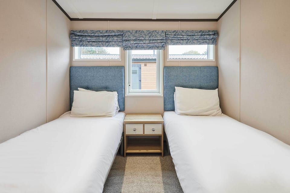 Graceland, Allerthorpe Golf & Country Park, York - Host & Stay