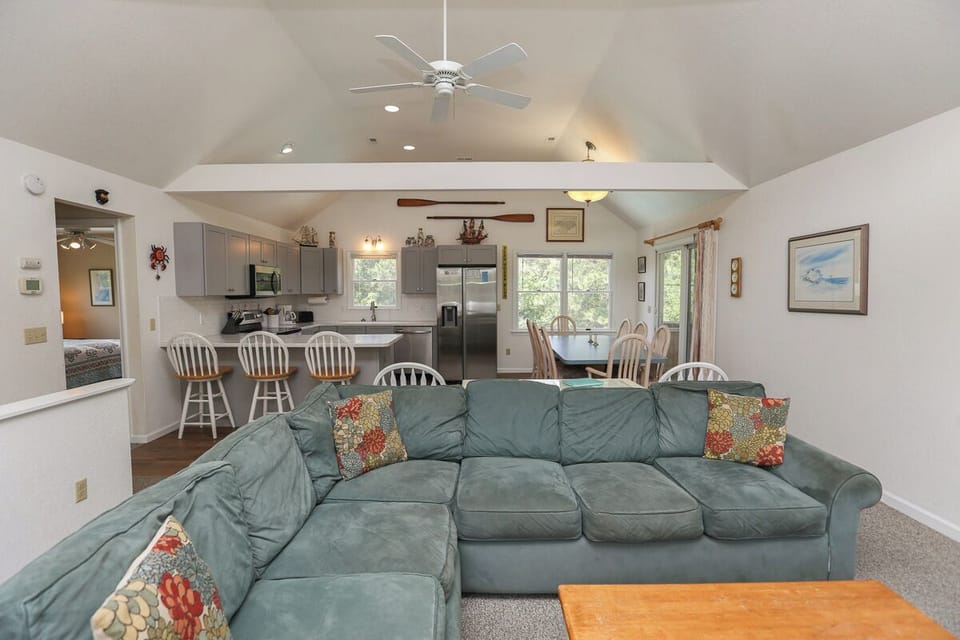 Great Room 2023