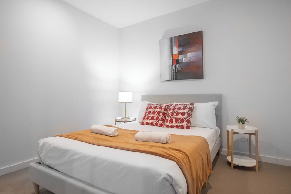 2BR1BA apt in Melbourne CBD Pool+Gym and Wi-Fi Apartment in Melbourne