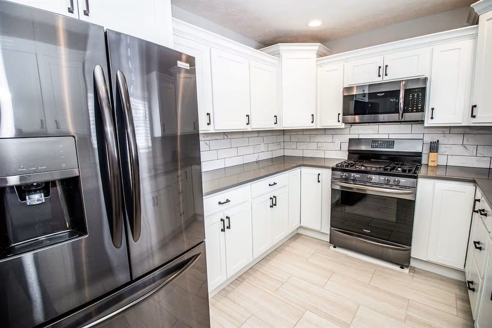 Kitchen up close perspective