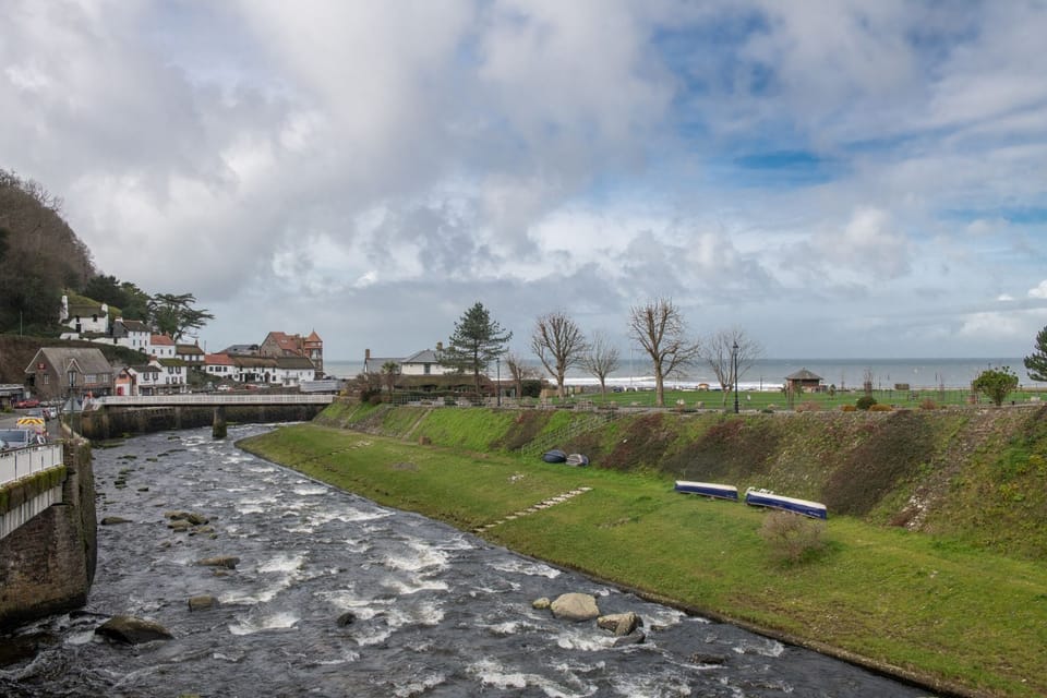 Number 17 Lynmouth Village And River