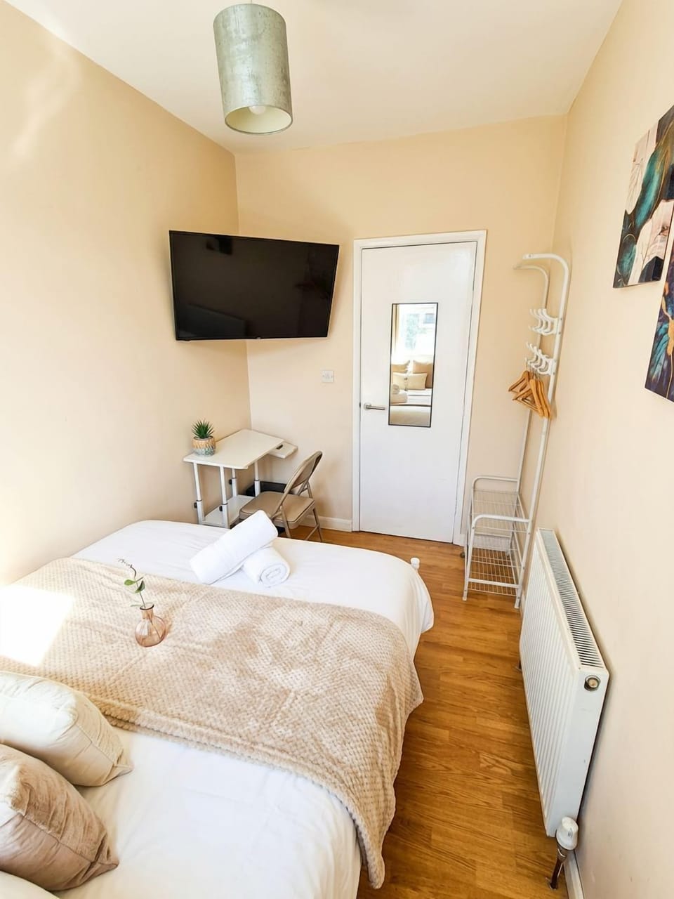 Comfortable Stay • Great Location • Easy Transport