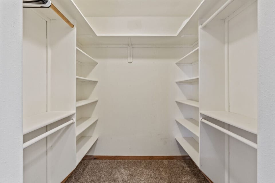 Bedroom 1 - Closet