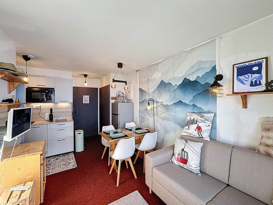 2-room Apartment Les Menuires - Parking Included Apartment in Les Allues