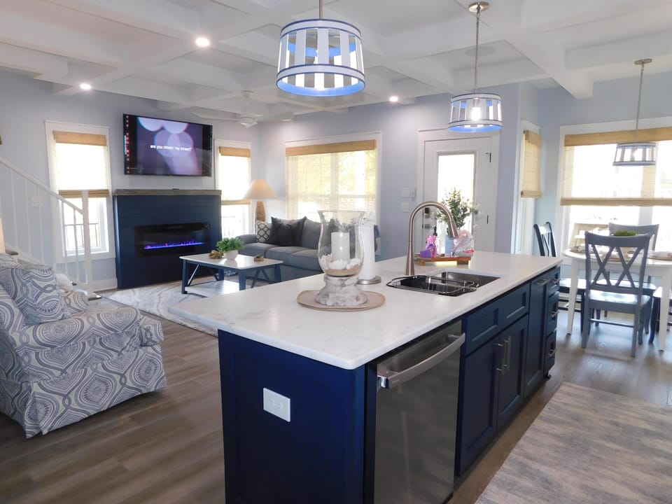 Beautiful kitchen fully equipped with everything you need to cook for the family