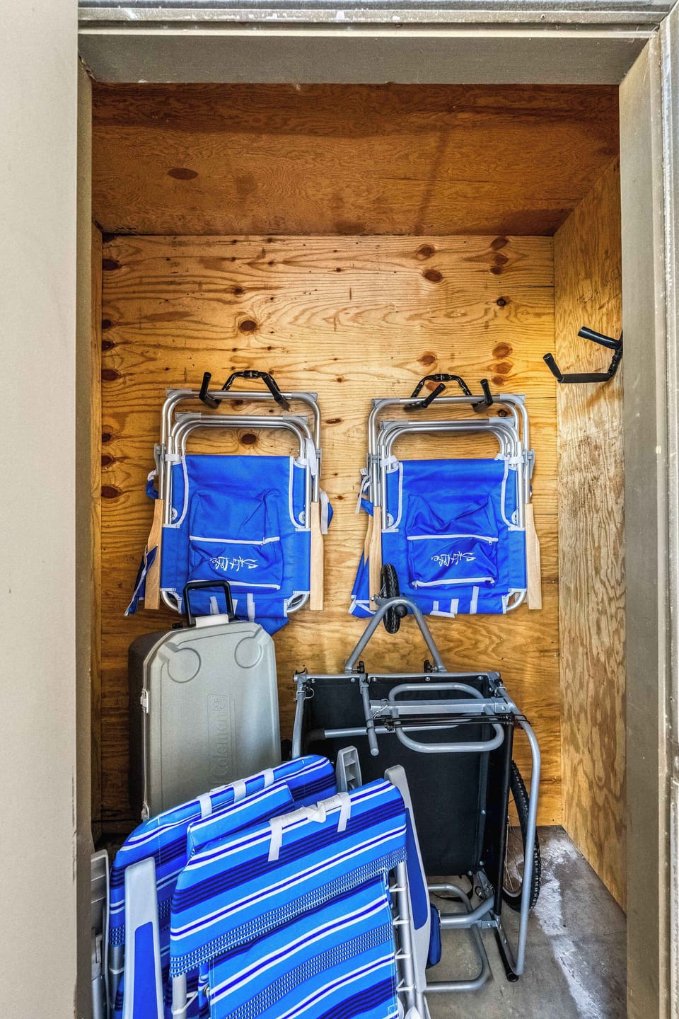 Fully Stocked Beach Closet – Chairs, Beach Cart, Toys & More for Your Beach Days”