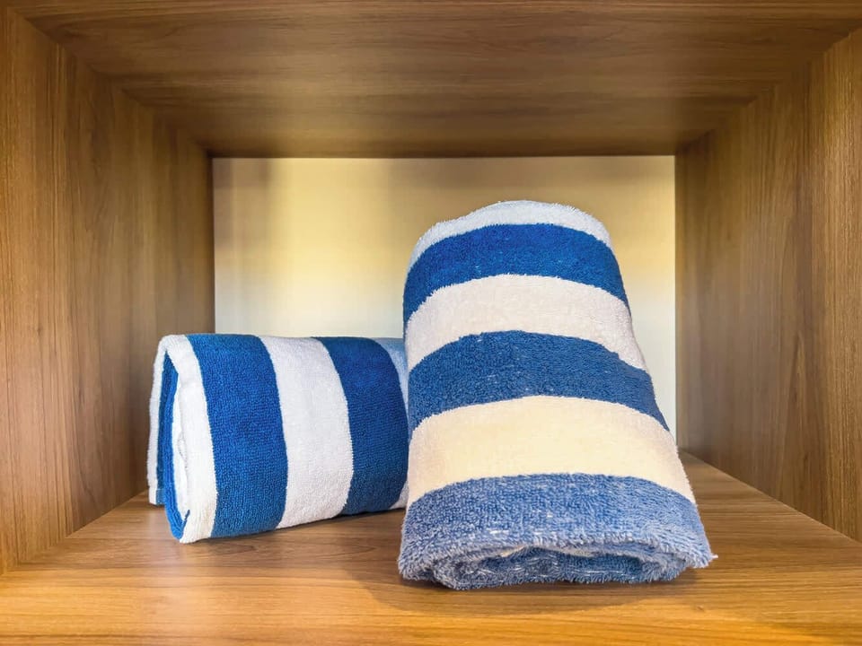 Pool towels
