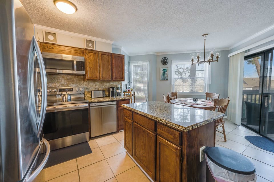 Large Kitchen Area
