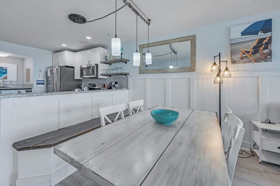 Dining Area for Family Meals 🍽️
