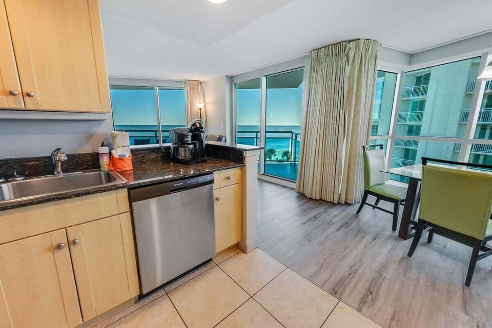 Large Kitchen Area
