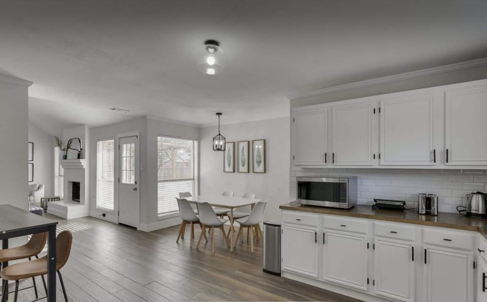 Bright, functional, and welcoming, everything you need to cook and enjoy time together.
