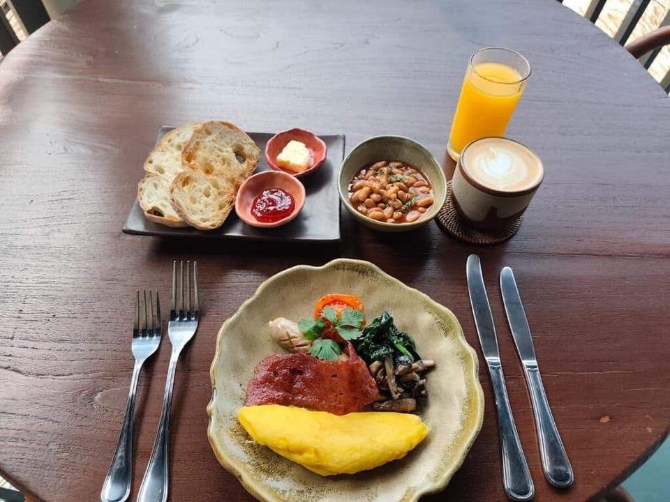 Breakfast meal