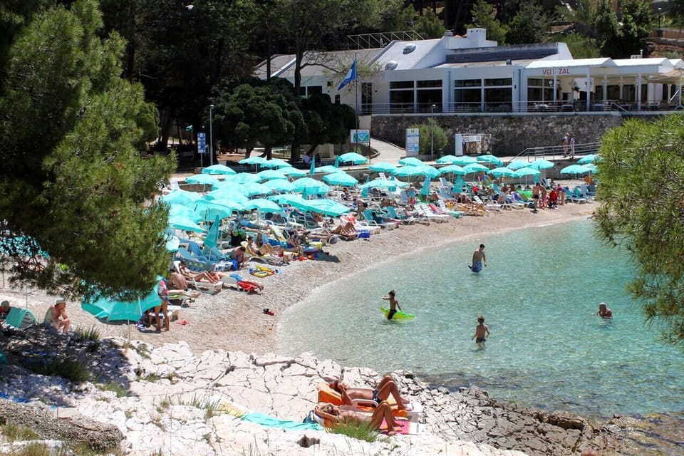 Nearby beaches