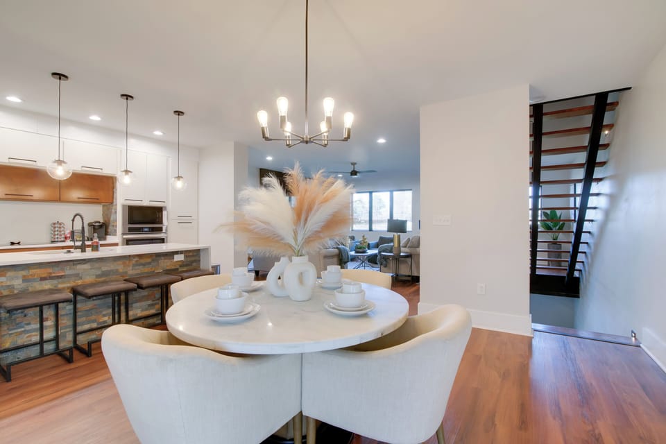 Dining Area | 2nd Floor