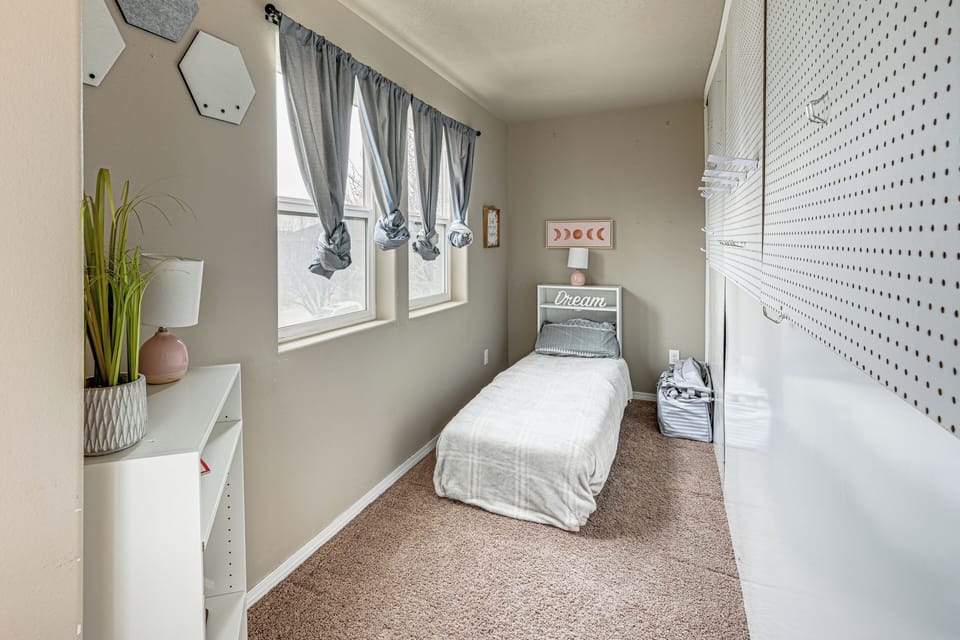 Bedroom 4 (Media Room) | Twin Cot