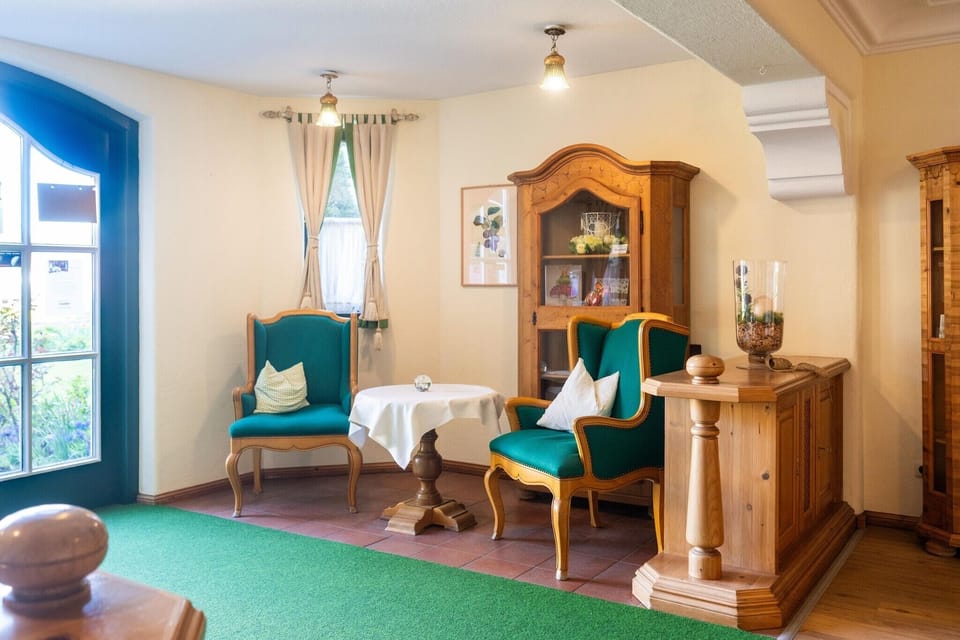 Entrance / Reception