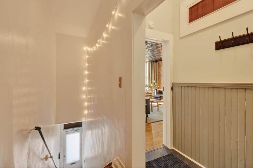Interior steps from Main St and entry foyer.