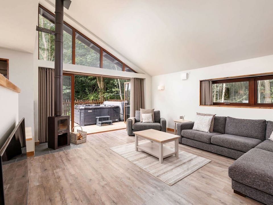 Glentress Forest White Willow Premium