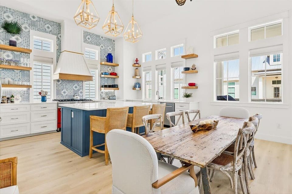 Kitchen, 2nd Floor