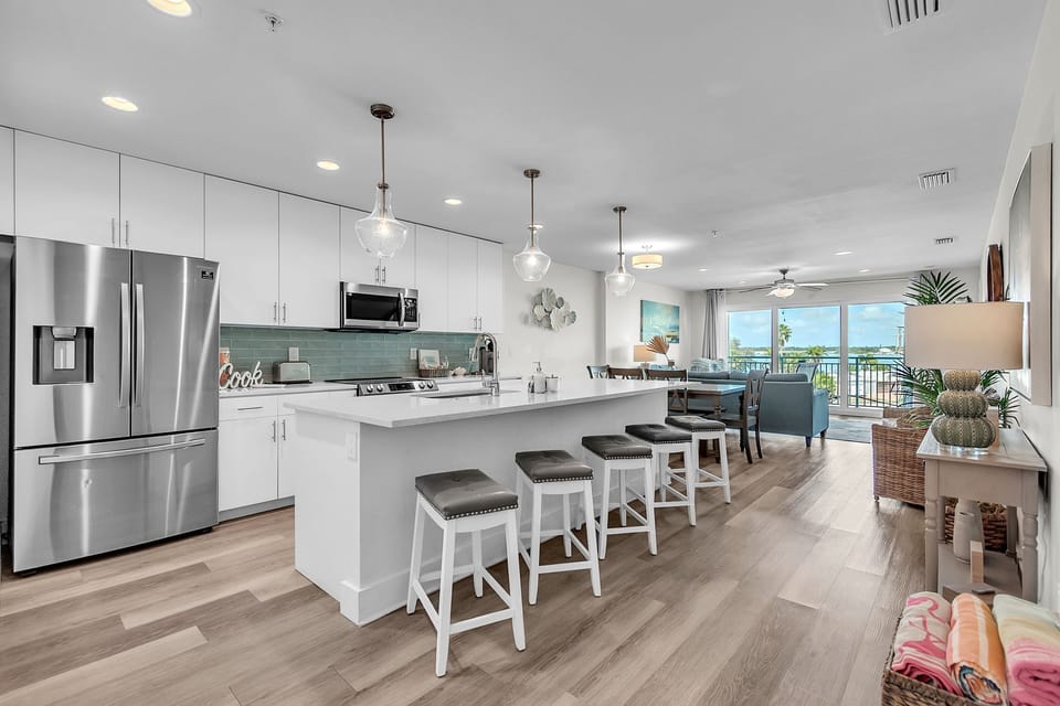 Awesome Kitchen Space
