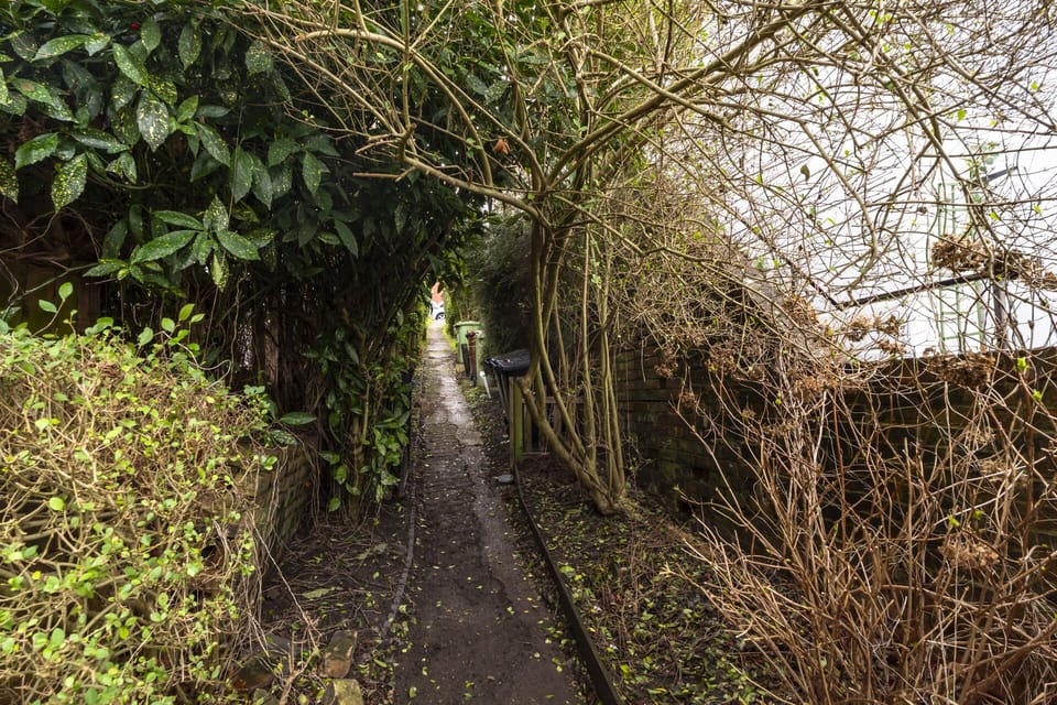 alley to property