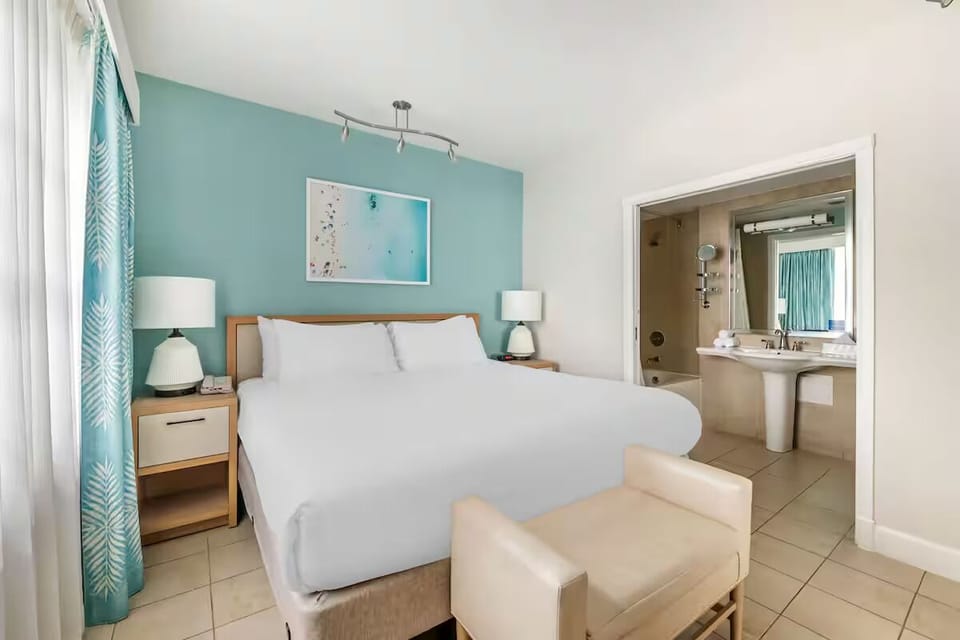 Refresh easily with an en-suite vanity just steps away.