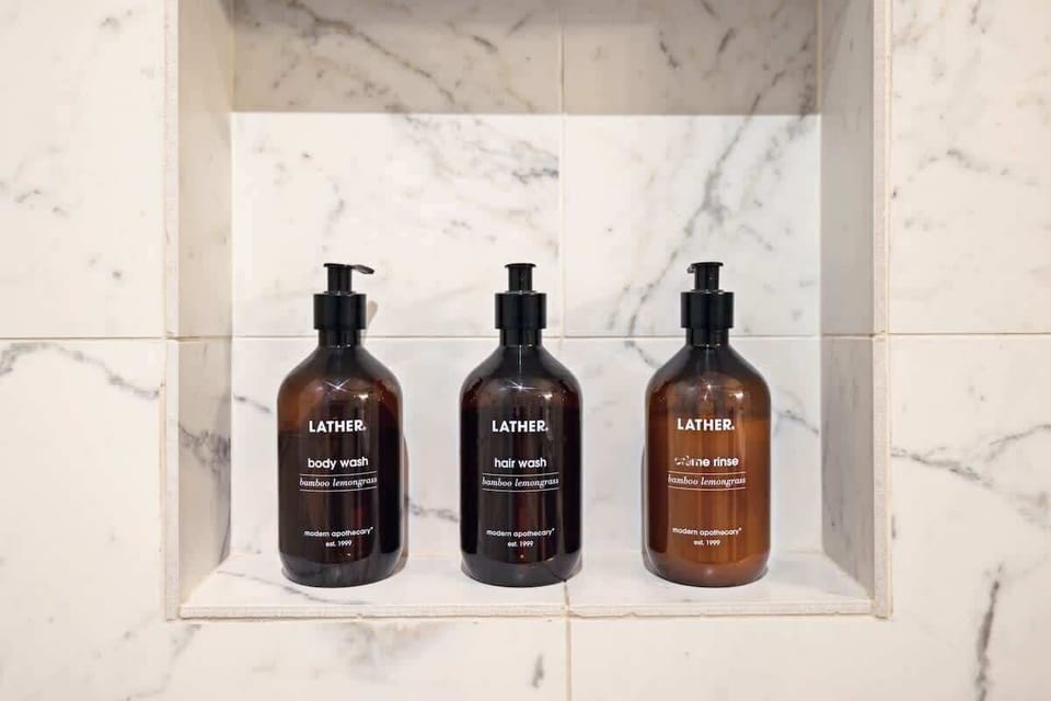 Bathroom amenities