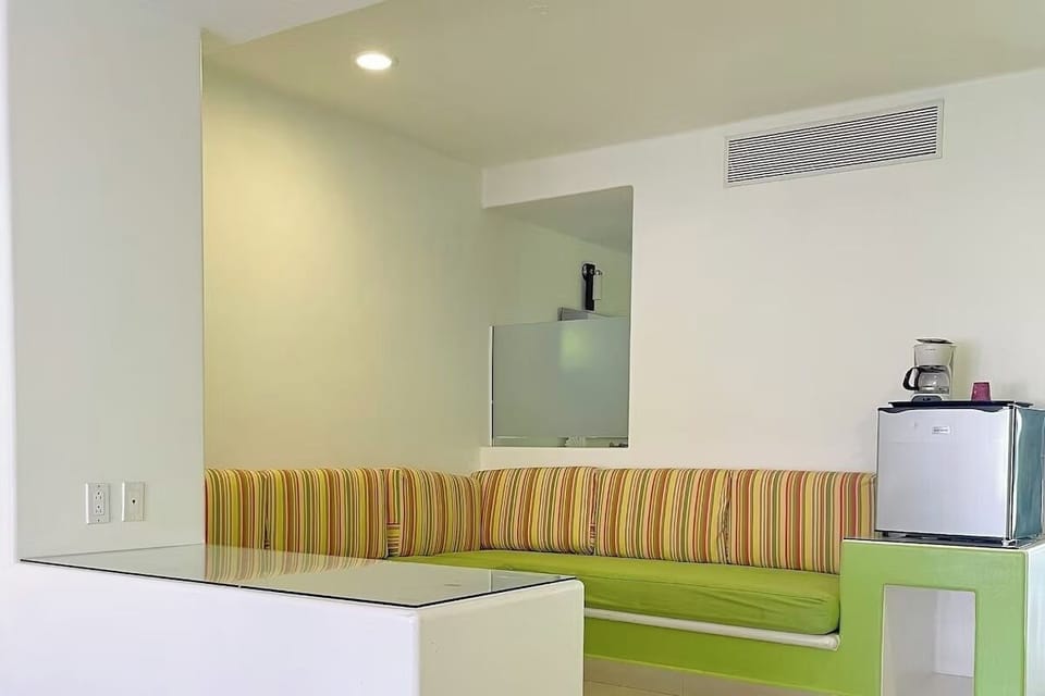 Lounge on the cozy banquette with coffee and snacks.