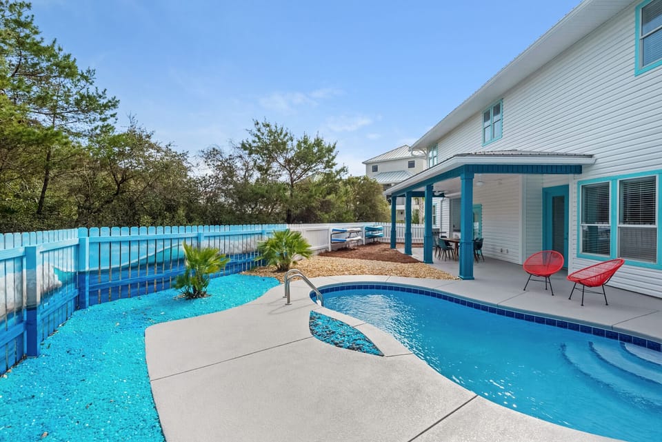Private pool