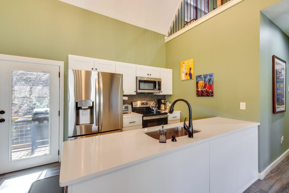 Kitchen | 1st Floor