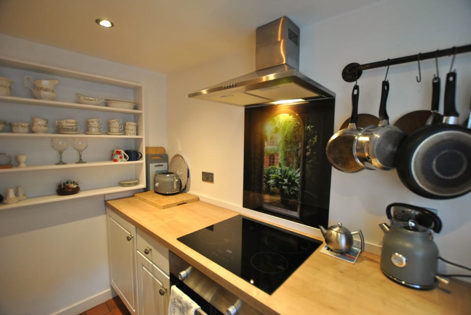 The kitchen has everything you need to prepare a meal
