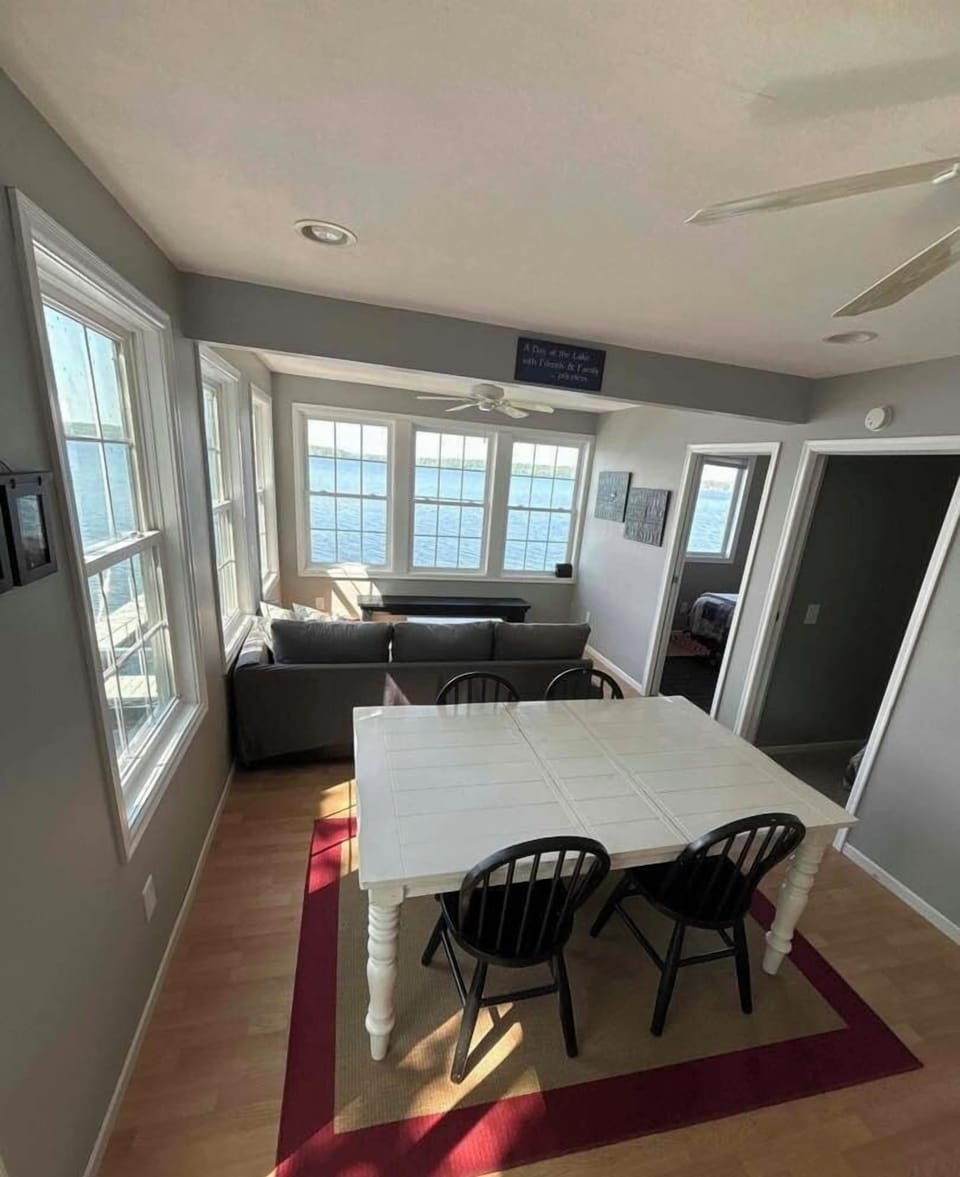 Boathouse Dining and Lounging Area