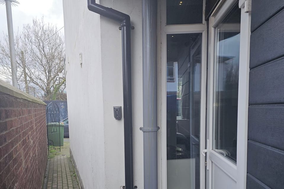 Image 9