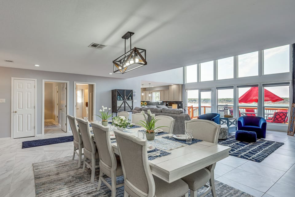 Dining Area | 1st Floor