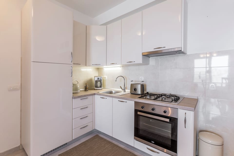 Fully equipped kitchen with all the amenities.