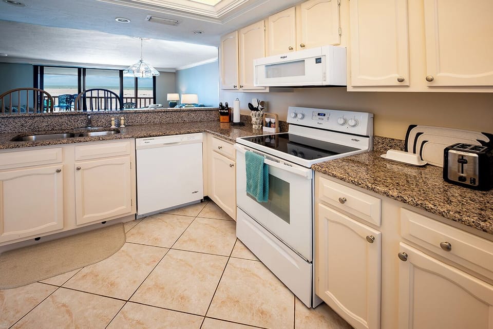 Kitchen has all brand new appliances, including a dishwasher